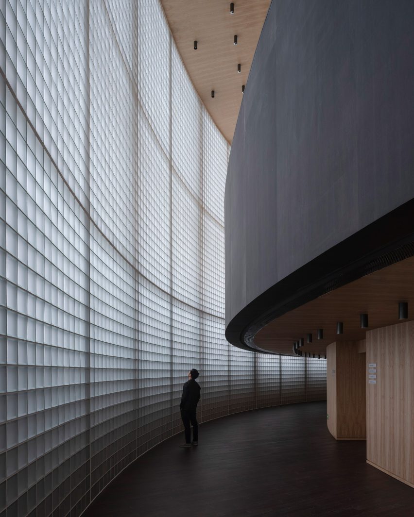 Theatre foyer, Ceramic Art Avenue Taoxichuan by David Chipperfield Architects