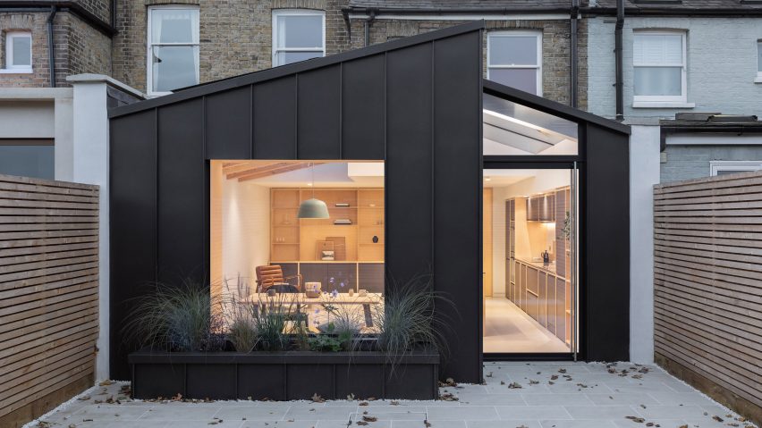 Black house extension by Will Gamble Architects