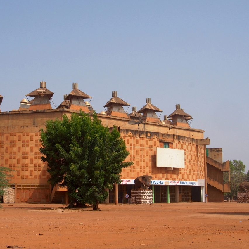 La Maison du Peuple in Burkina Faso