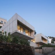 Concrete house in Spain by Marià Castelló and José Antonio Molina