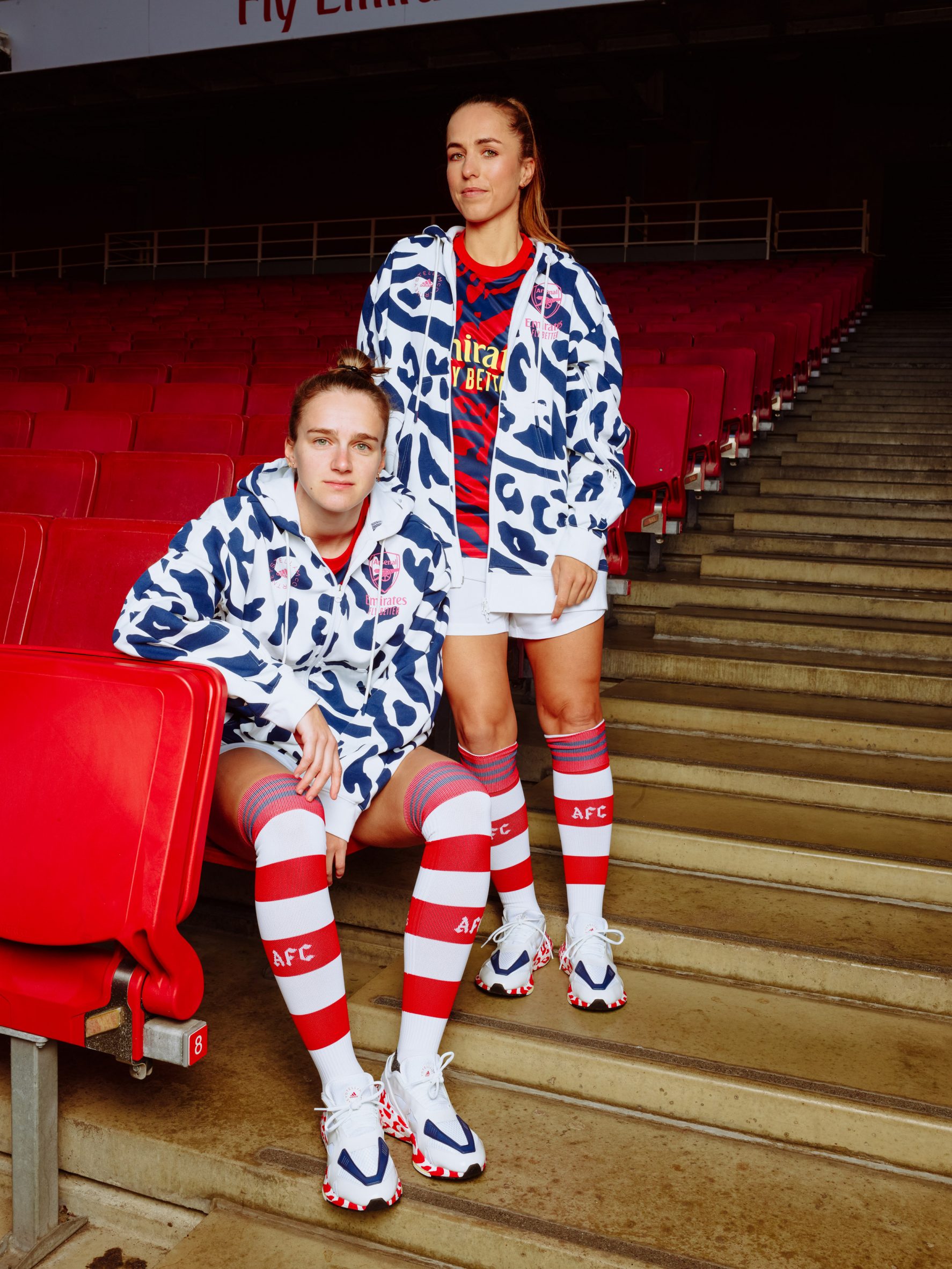 Ejército Evaluable Danubio Stella McCartney designs leopard-print football kit for Arsenal