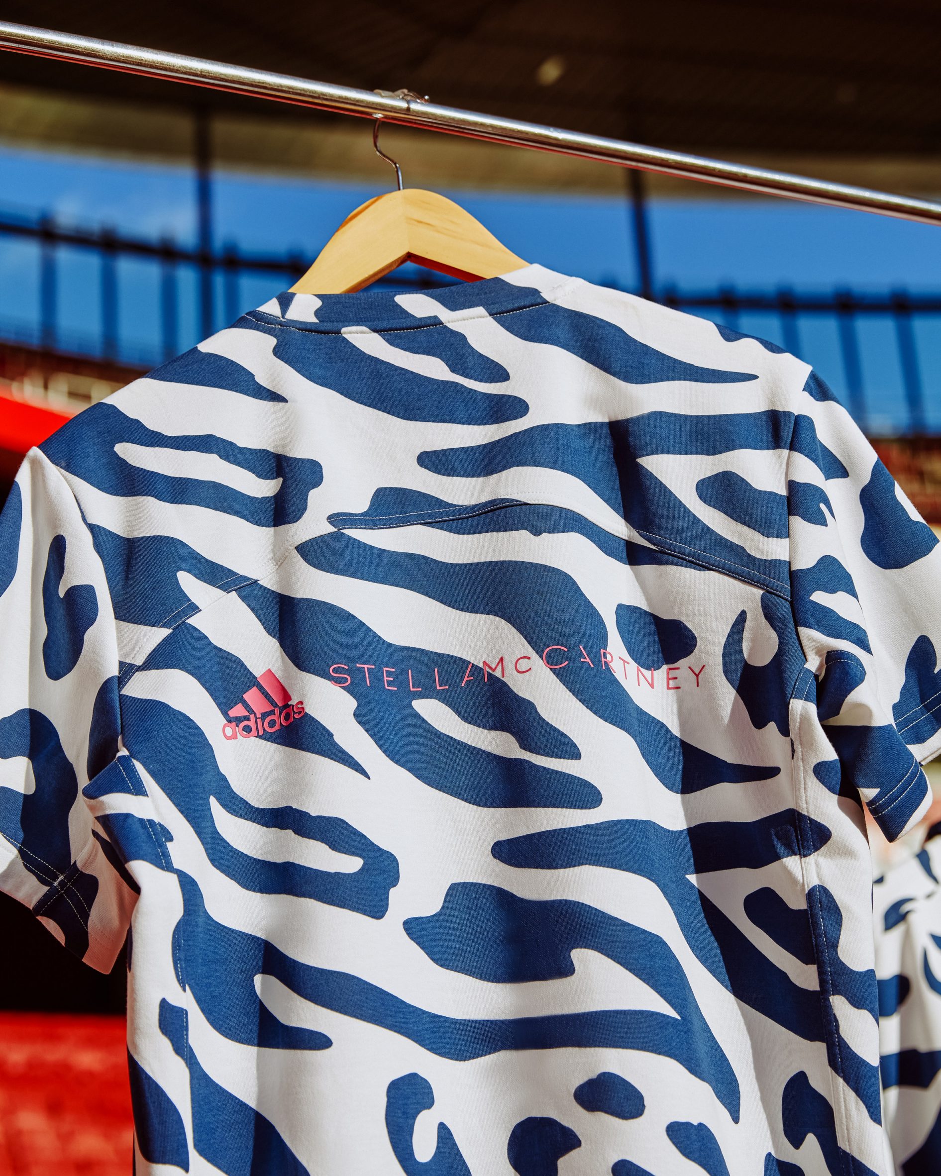 Stella McCartney designs leopard-print football kit for Arsenal