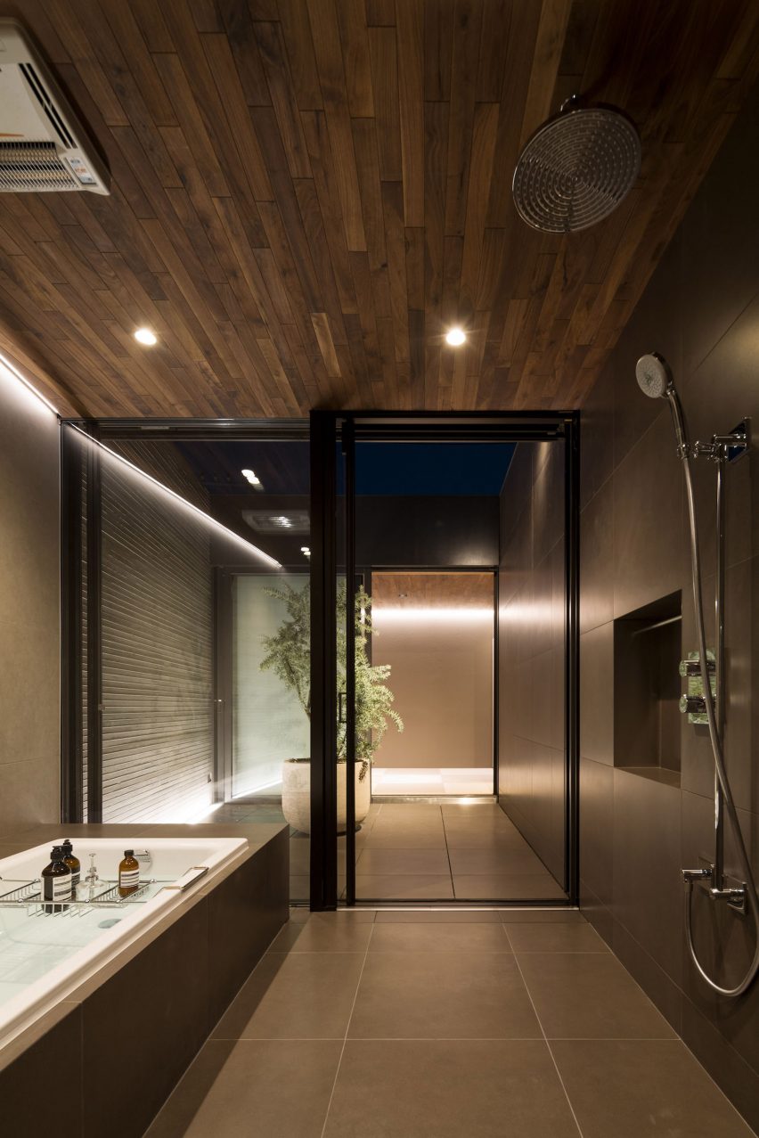 Bathroom in Tokyo Timeless residence