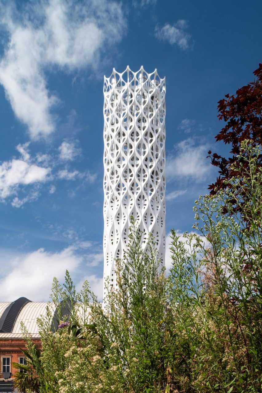 biomimetic tower by Tonkin Liu