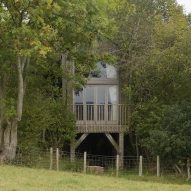 Akin Studio raises Drovers' Bough cabin on stilts at English farm