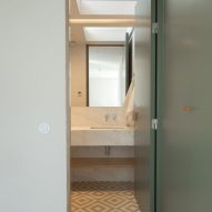 Bathroom of Porto house