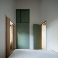 Bedroom of the House in Rua Direita de Franco by WeStudio and Made