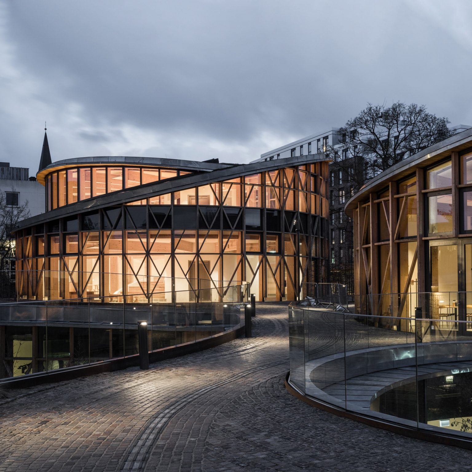 Kengo Kuma Creates Facade Of Wooden Strips For University 1134