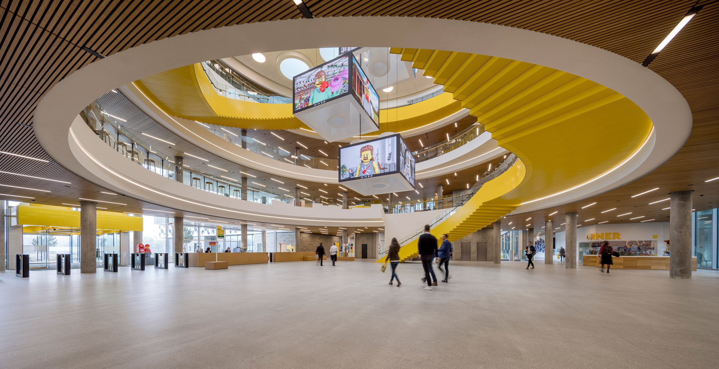 Ældre borgere Vær modløs eksotisk CF Møller Architects arranges Lego campus around circular atrium