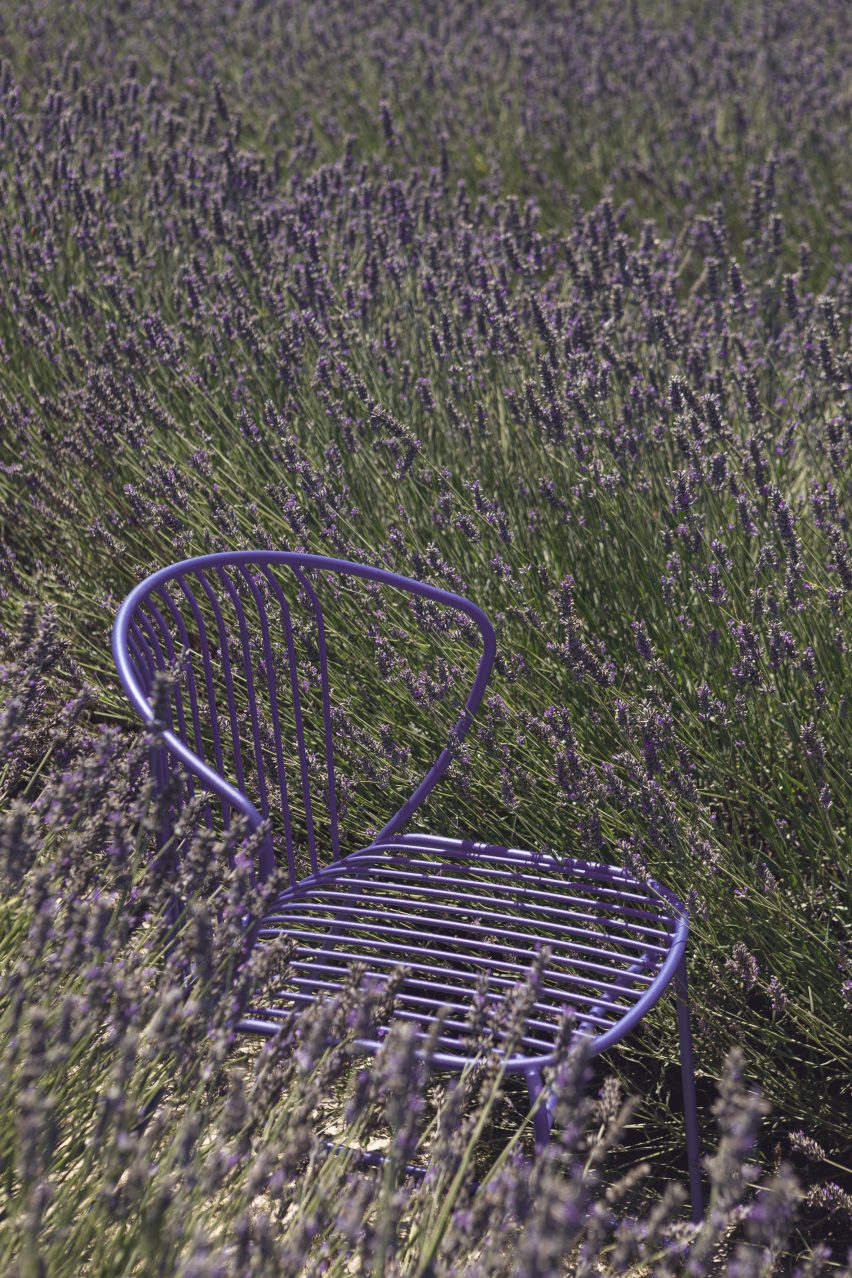 Not Out chain in lavender by E-ggs for True Design from True outdoor seating collection