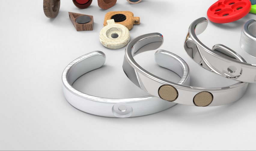 Three silver customisable rings