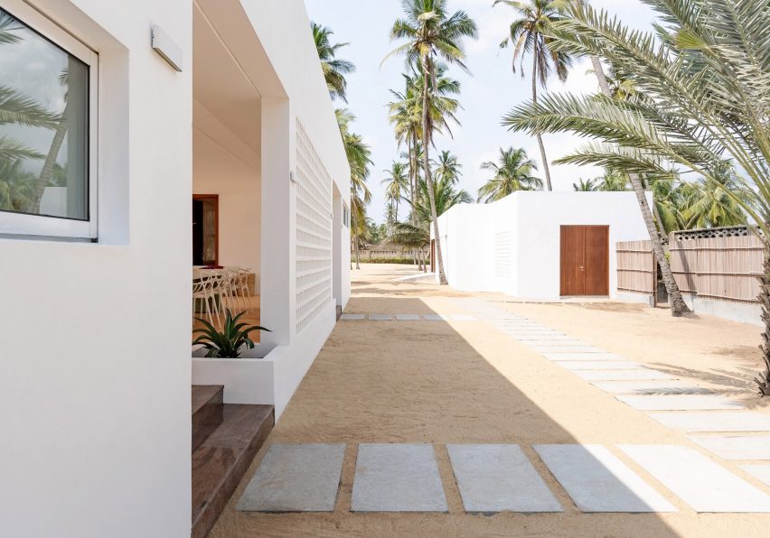 Image of the paved and ladnscaped surroundings at the Lagos beach house
