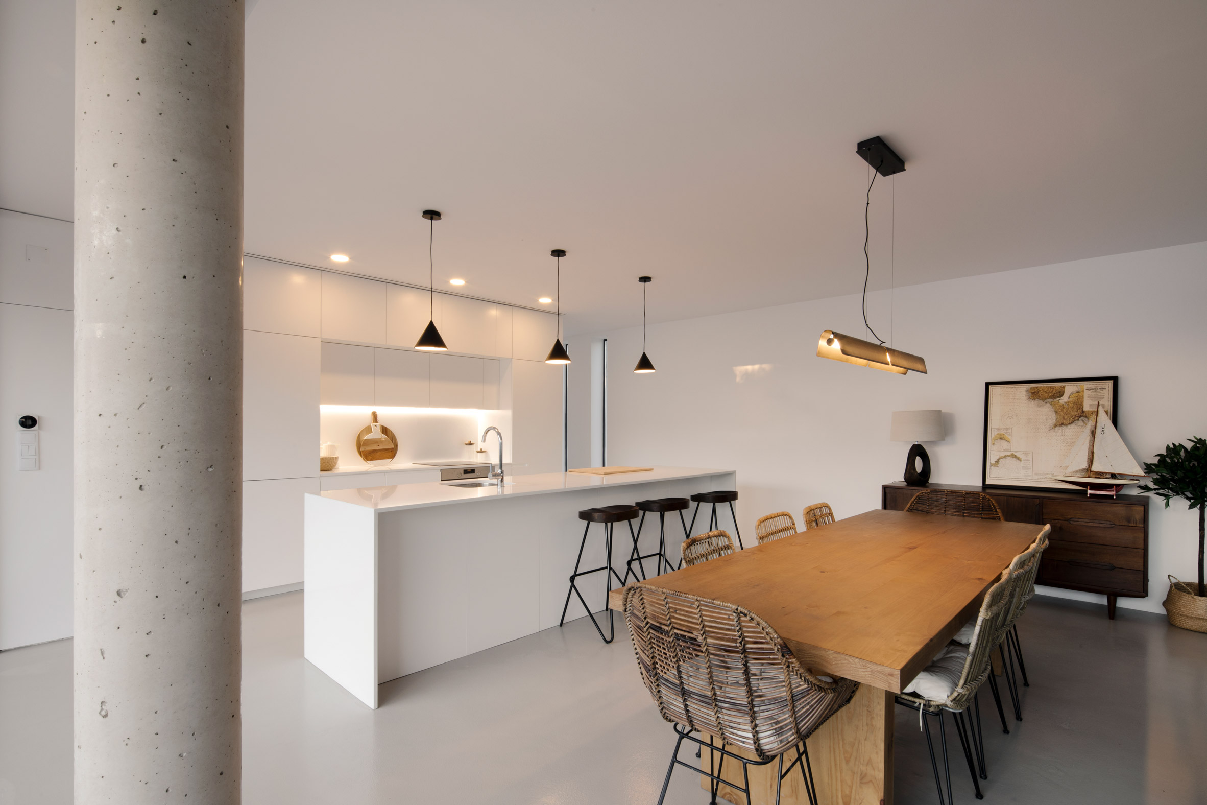 The kitchen of the Portuguese house by Inês Brandão Arquitectura