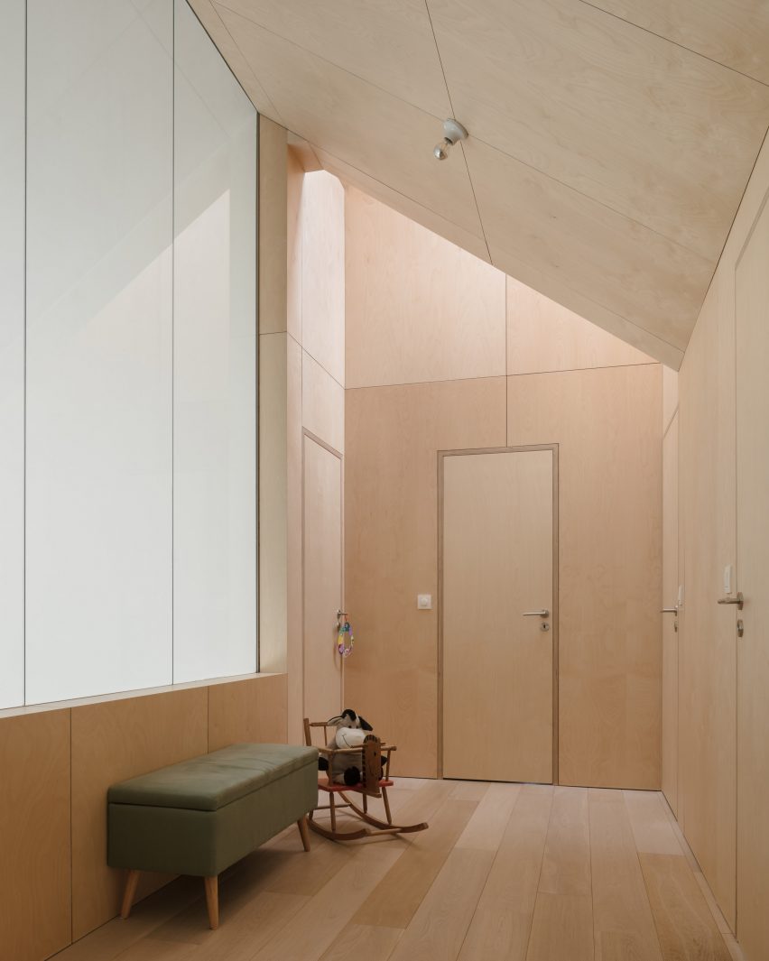 Interior of hallway at Belgian house by DéDal Architectes