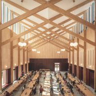 Feilden Fowles completes timber-framed dining hall at University of Cambridge