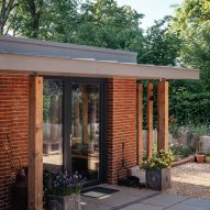 Gardener's Cottage is a home in Hampshire that was designed by Pad Studio