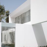 K House is a home in Tel Aviv that was designed by Pitsou Kedem