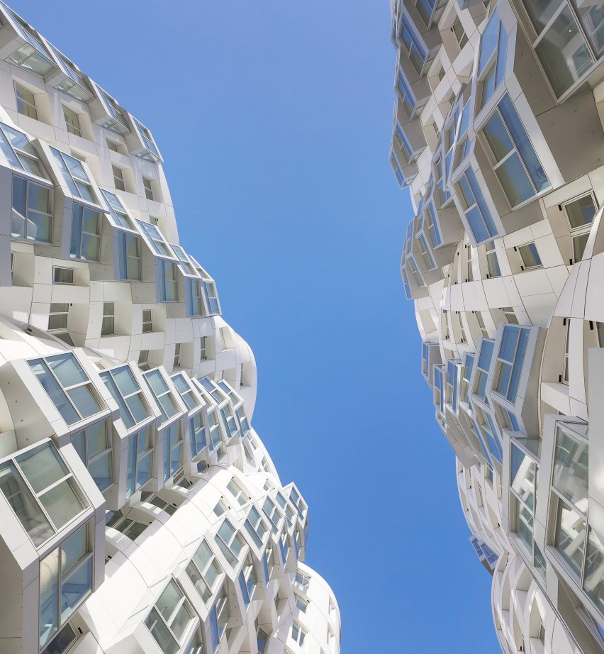 Rippled facades of Prospect Place by Frank Gehry