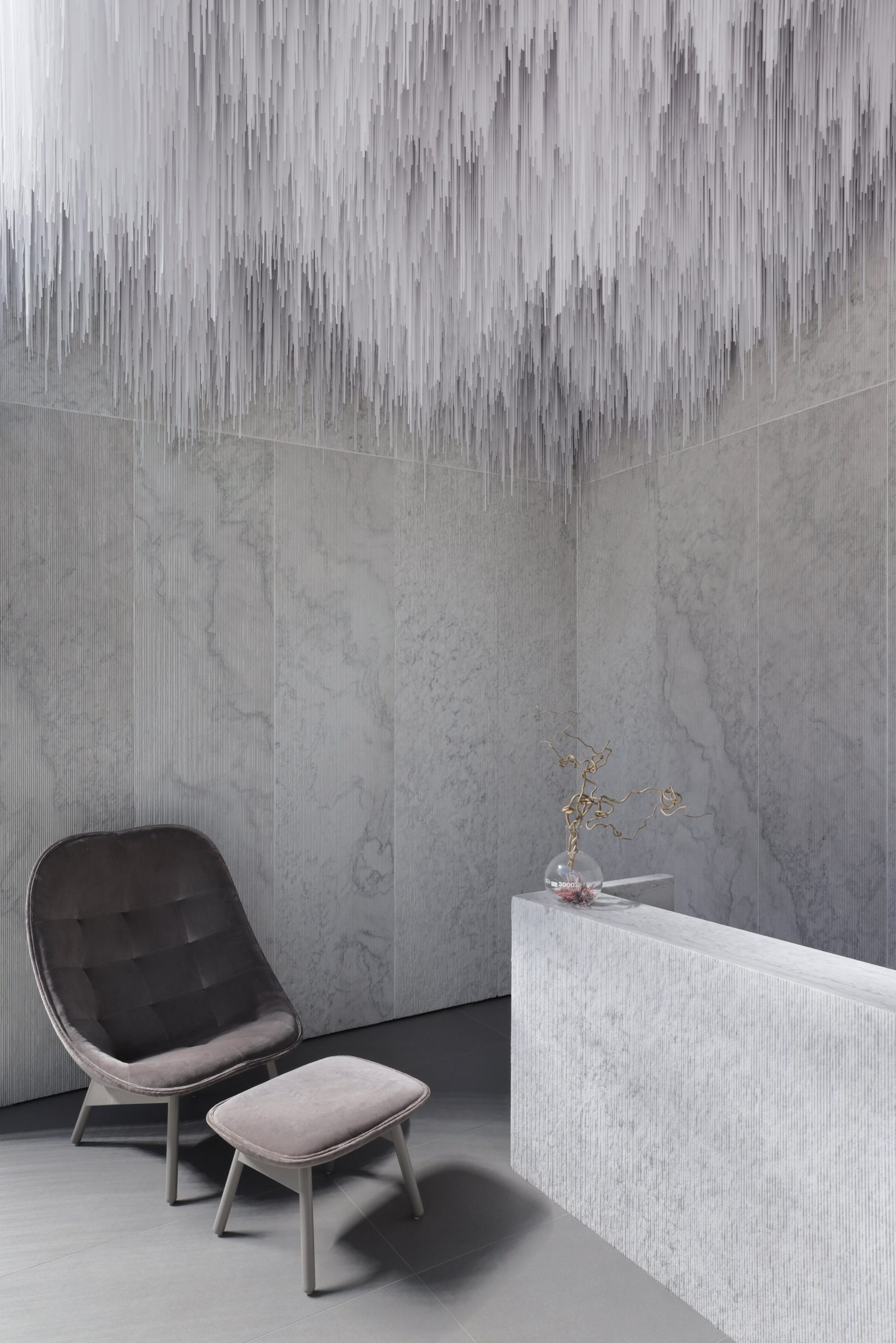 AER Skinlab in Vancour features stalactite-like ceiling installation