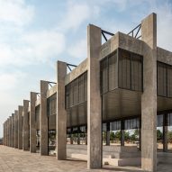 Quintanilla Arquitectos creates shaded sports complex in Mexican town
