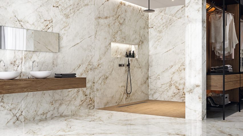 Cuarzo Reno tiles by Coverlam covering the floor and walls in a bathroom