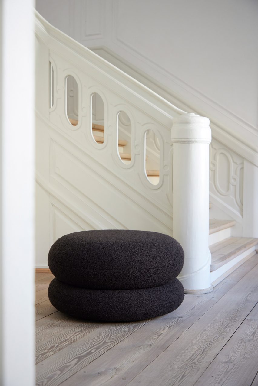 Easy sofa and pouf in black by Verner Panton for Verpan