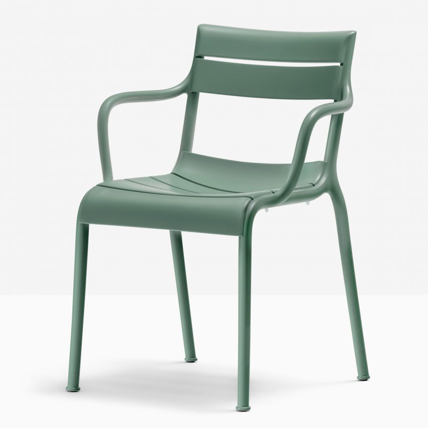 Outdoor souvenir chair by Eugeni Quitllet for Pedrali in green