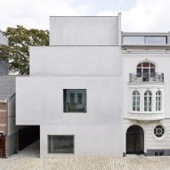 Xavier Hufkens gallery reopens after expansion by Robbrecht en Daem