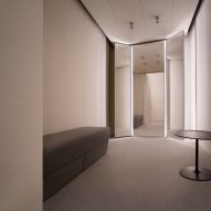 Fitting rooms with horsehair walls