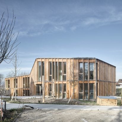 New kindergarten, renovation of a barn into an auditorium and creation of community gardens in Renens (Switzerland) by Atelier Pulver Architectes SA