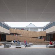 Quing Yi Jiang Road Elementary School by Trace Architecture Office