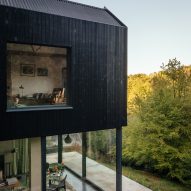 Exterior of Hampshire house extension by Invisible Studio