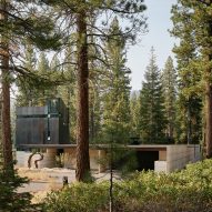 Tom Kundig designs Truckee home with metal "treehouse" for Faulkner Architects founder