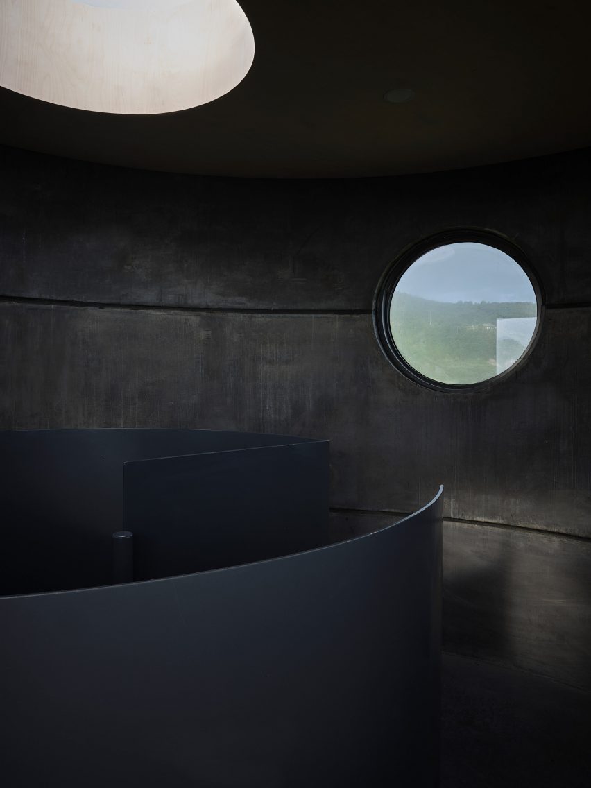 Interior of Te Pae lifeguard tower by Crosson Architects