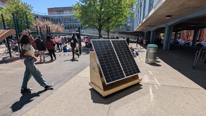 Solar powered cart in New York by Alex Nathanson
