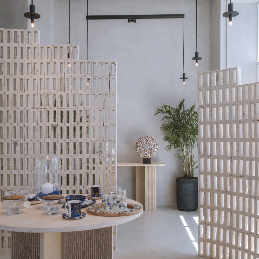 Decoration Object store in Aqaba with brick screens