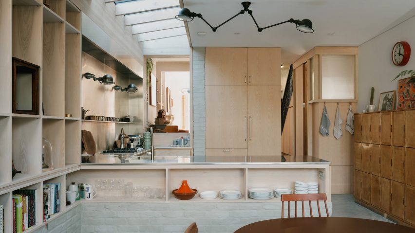 Interior image of the kitchen and dining area extension at Magpie House
