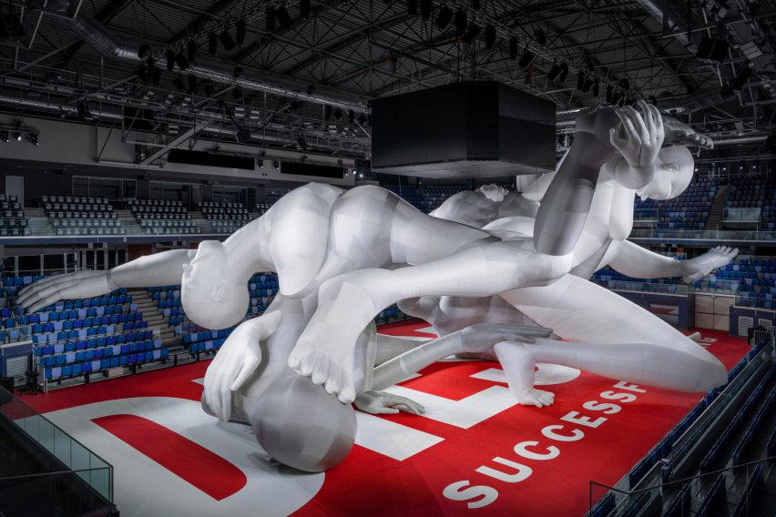 Image of the world's largest inflatable sculpture