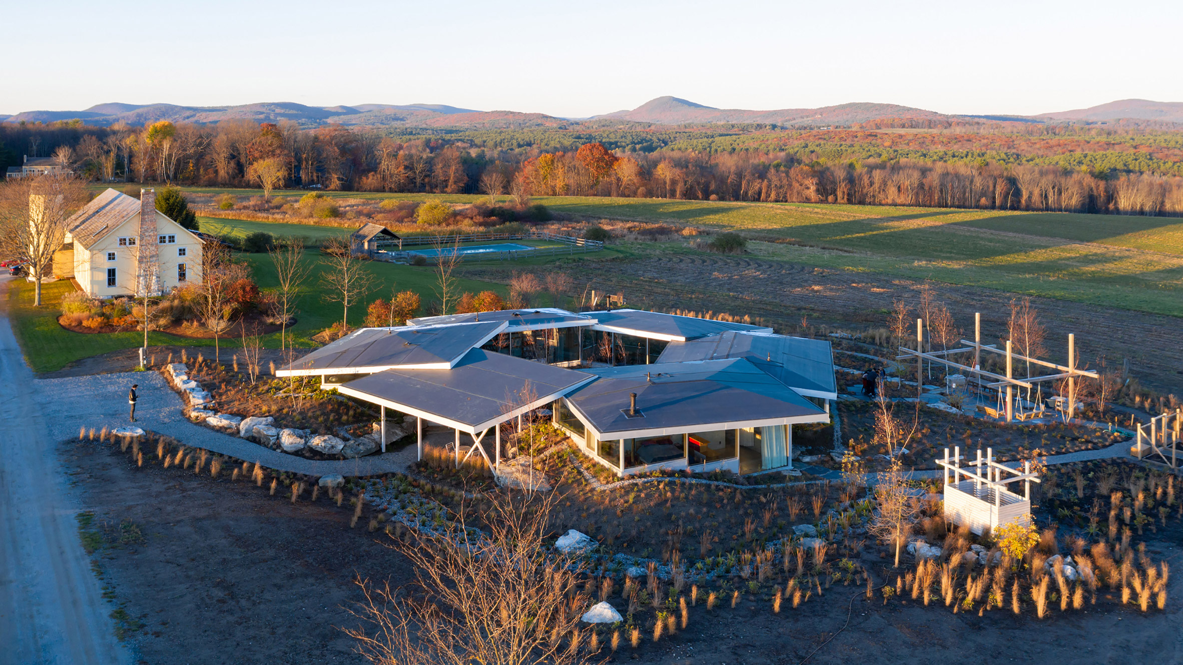 NO Architecture creates Flower House in the Berkshires - Vimarsana News