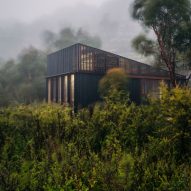 Exterior of Grampians Peaks Trail hiking shelter by Noxon Giffen and McGregor Coxall