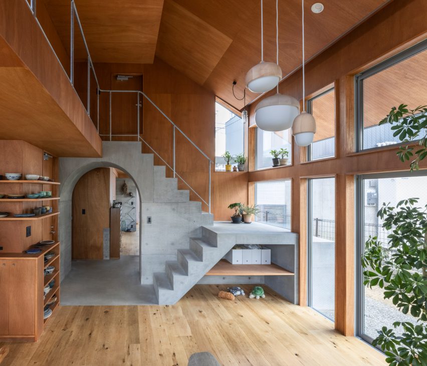 Wood-lined interior of a house in Akishima by Office M-SA
