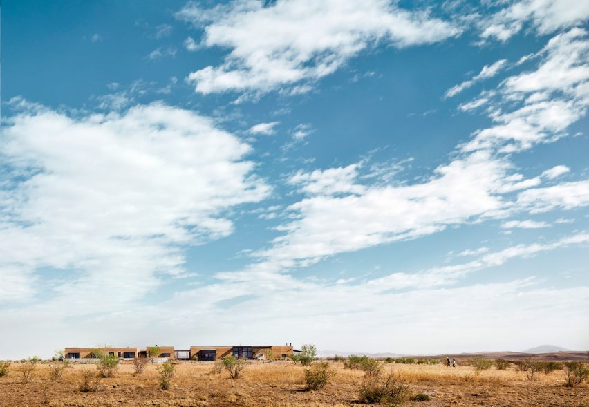 Lake Flato Architects creates rammed-earth ranch house in Texas desert