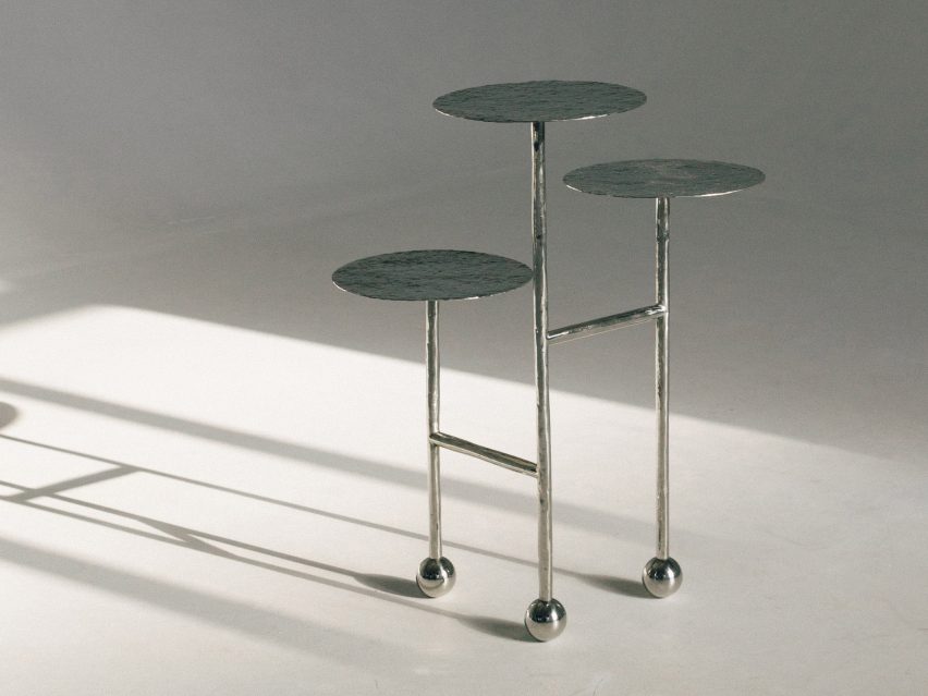 Silver Liquid Table with three table tops by Fürn