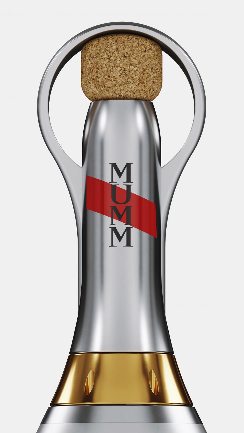Champagne bottle in aluminium with ring over cork