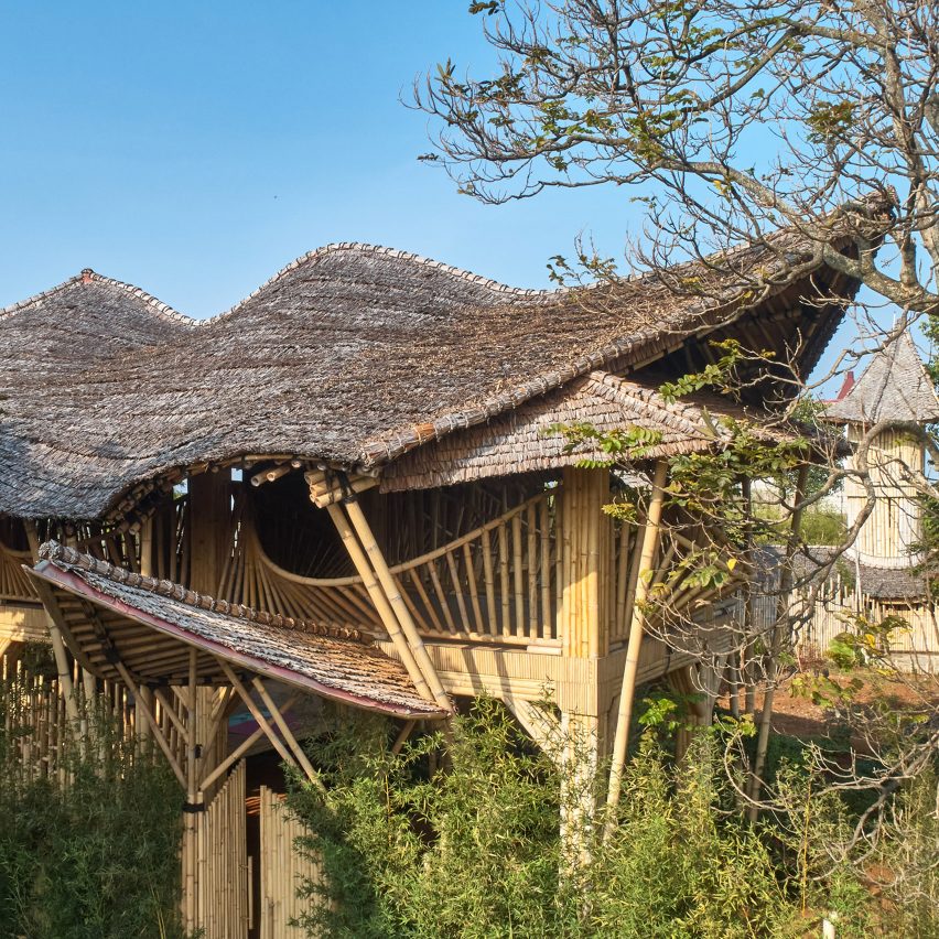 Image of the waved roof line at Piyandeling Artisan House