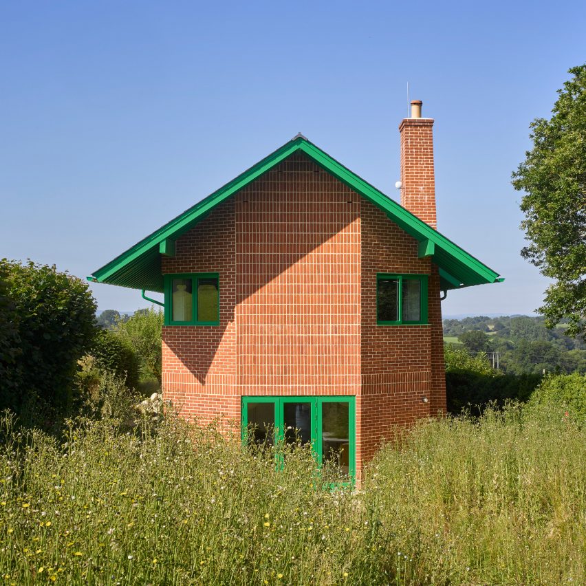 Gable end of Red House by David Kohn Architects