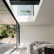 Suspension House by Fougeron Architecture