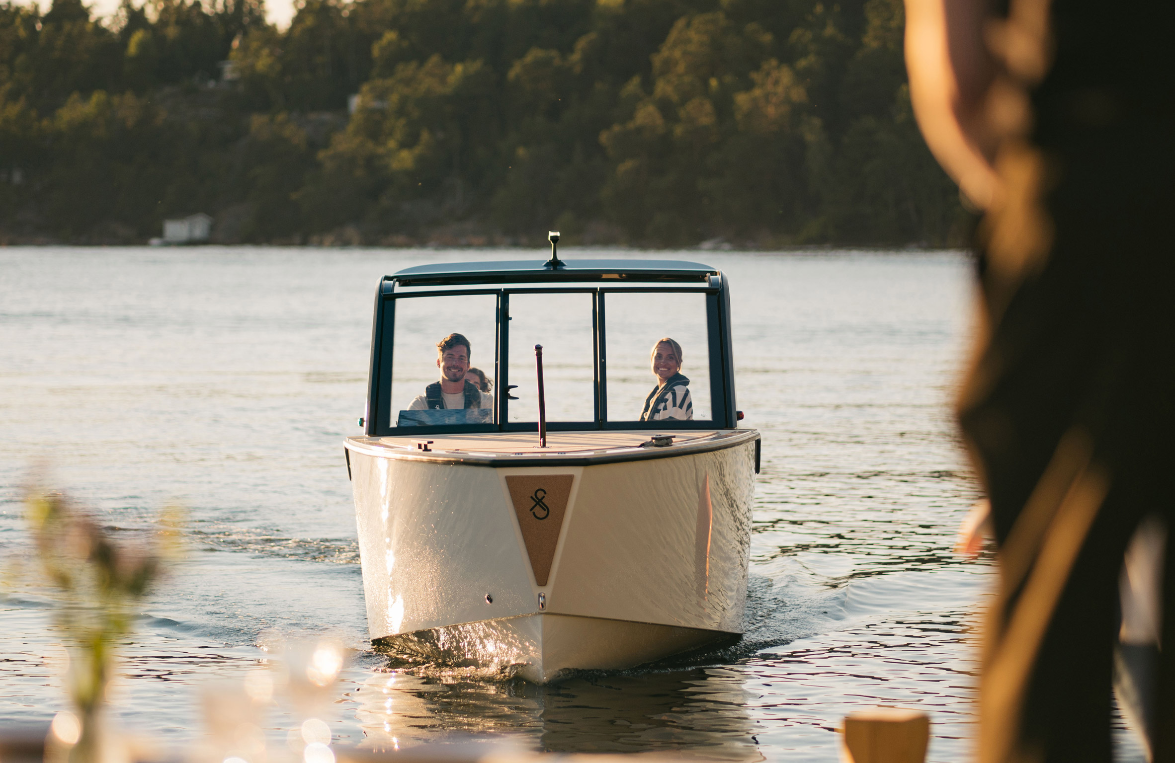 X Shore 1 is a more affordable electric boat that rivals fossil