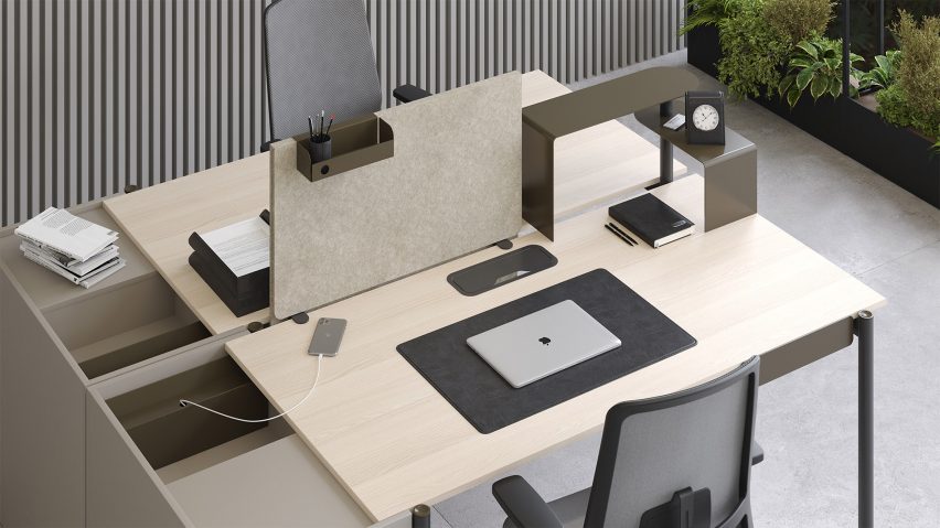 Zedo desk by Paolo Pampanoni for Narbutas