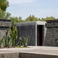 نمای بیرونی موزه در مکزی،یتی